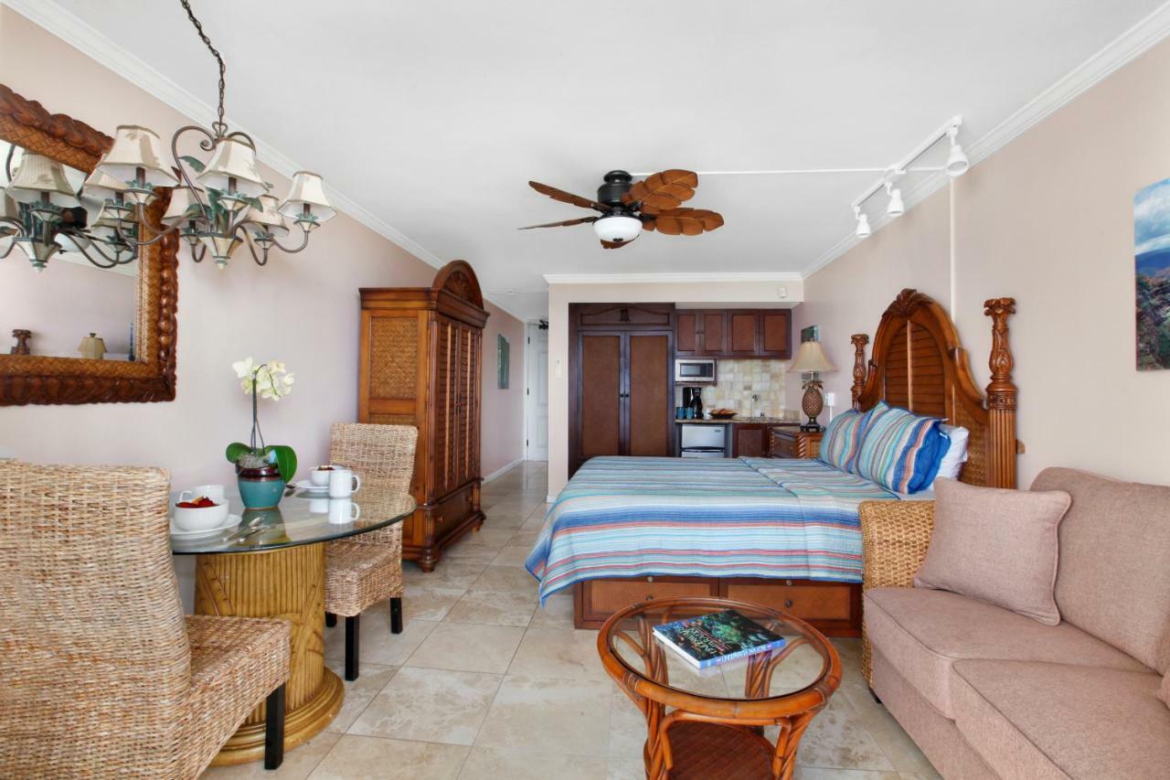 Islander On The Beach 352 Oceanfront *Penthouse* Ac Pool Kapa'a Kültér fotó